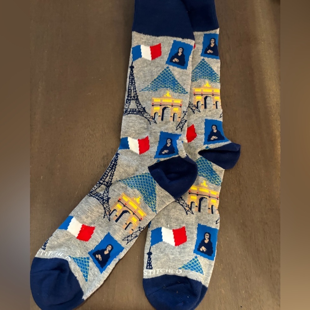 Novelty Paris Landmark Crew Socks - Navy & Gray Sz OS New